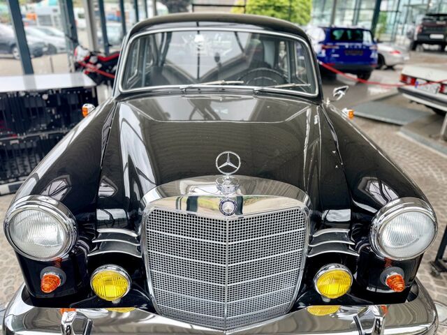 MERCEDES-BENZ 190 B Oldtimer Zustand wie Neu