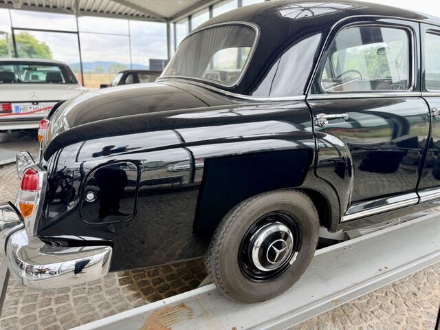 MERCEDES-BENZ 190 B Oldtimer Zustand wie Neu
