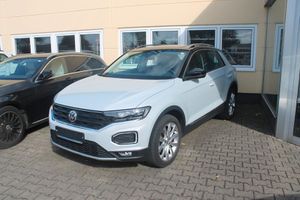 VW T-Roc 1.5 TSI ACT Style*LED*P-Dach*1.Hd*Navi*PDC