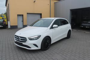 MERCEDES-BENZ B 180 Navi*MBUX*LED*PDC*18&quot;Alu+Allwetter