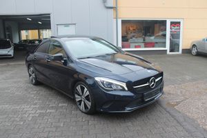 MERCEDES-BENZ CLA 220 4MATIC DCT+Wippen*P-Dach*LED*Night-Paket