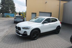 BMW X2 sDrive18i*LED*Navi*RÜKA*AHK*neuer 18"Radsatz*