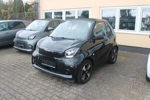 SMART ForTwo EQ  Cabrio Schnelllader*Sitzhzg*Alllwetter