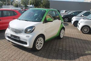 SMART ForTwo Cabrio el. drive Aut+Klimaaut*Allwetter*
