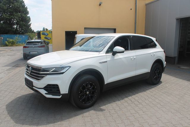 VW Touareg 3.0 V6 TDI 4MOTION DSG LED AHK RÜKA