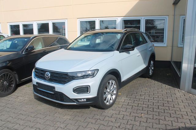 VW T-Roc 1.5 TSI ACT Style*LED*P-Dach*1.Hd*Navi*PDC