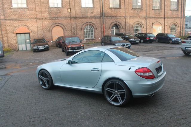 MERCEDES-BENZ SLK 200 K Klima*19&quot;LM*Leder*Sitzhzg*2.Hand
