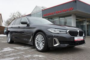 BMW 530 d Touring xDrive Luxury-Line *STANDHZG*AHK*