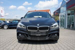 BMW 220 d Active Tourer Sport-Automatik *M-SPORT*LED*