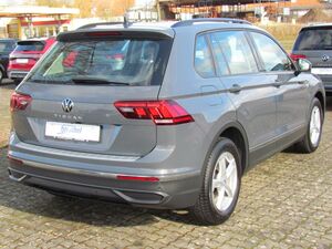 VW Tiguan 2.0 TDI DSG AHK Navi AppC WiRä SoRä RFK