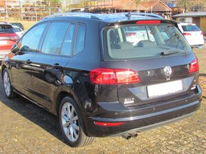 VW Golf Sportsvan Golf VII Sportsvan Xenon PDC Alu SZH Klima uvm.