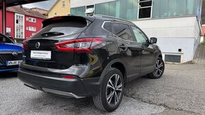NISSAN Qashqai 1.3 DIG-T DCT N-Connecta