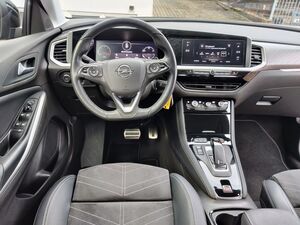 OPEL Grandland X Grandland 1.5 D 8AT Elegance