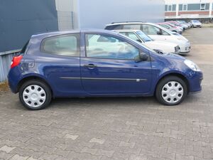 RENAULT Clio 3 türig Servo ZV 1.hnd Insp Neu 95000km