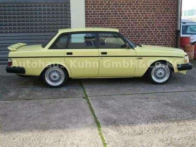 VOLVO 240 244 Turbo mit Histor.  Kennz. Deutsche Papie