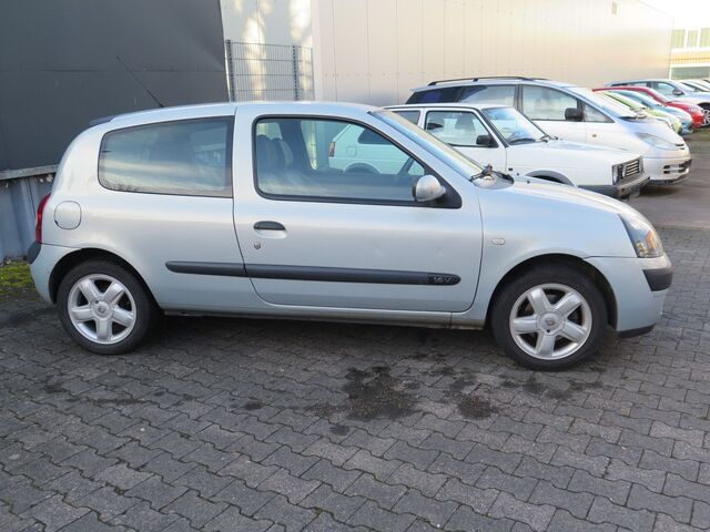 RENAULT Clio