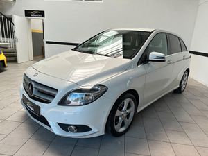 MERCEDES-BENZ B 180 BlueEFFICIENCY Klima*Sitzheiz.*AHK*1.Hand