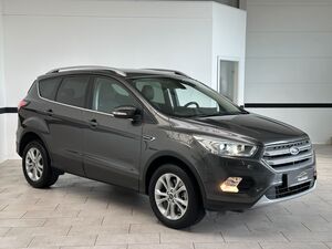 FORD Kuga 1,5 EcoBoost 4x4 Titanium Navi*Xenon*
