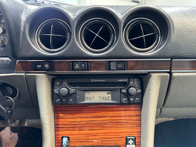 MERCEDES-BENZ SL 380 (107) Oldtimer Leder*Hardtop*