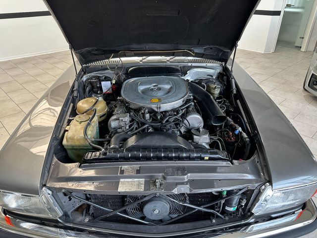 MERCEDES-BENZ SL 380 (107) Oldtimer Leder*Hardtop*