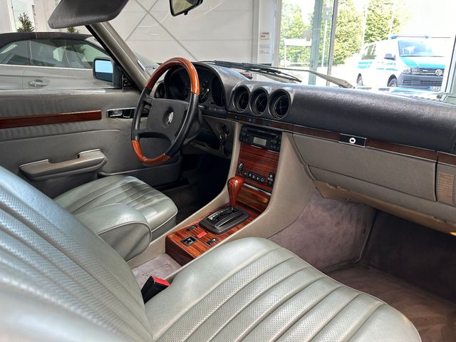 MERCEDES-BENZ SL 380 (107) Oldtimer Leder*Hardtop*