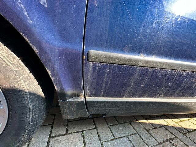 VW Passat Variant 1.8 T Highline Navi*Leder*Xenon*