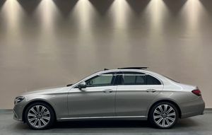 MERCEDES-BENZ E 300 E300 de *LUXURY*BURM*MASSAGE*SITZKLIMA*360°*