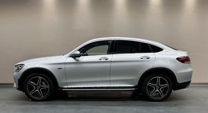 MERCEDES-BENZ GLC 300 GLC300 e COUPE 1. HAND *AMG LINE*EXKLUSIV LEDER*