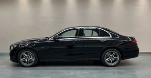 MERCEDES-BENZ E 300 E300 de AMG LINE *1. HAND*BURMESTER*DISTR+*STHZ*