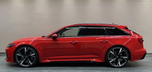 AUDI RS6 Avant 4.0 TFSI quattro *1. HAND*B&amp;O*KERAMIK*