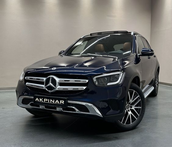 MERCEDES-BENZ GLC 300 GLC300 e 4M*HD-UP*STHZ*360°*PANO*