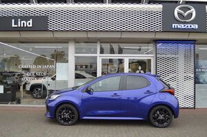 MAZDA 2 Hybrid 1.5L Hybrid VVT-i Mazda HOMURA