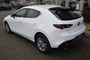 MAZDA 3 2.5L e-SKYACTIV G 140ps Prime-Line 6 Jahre Gar