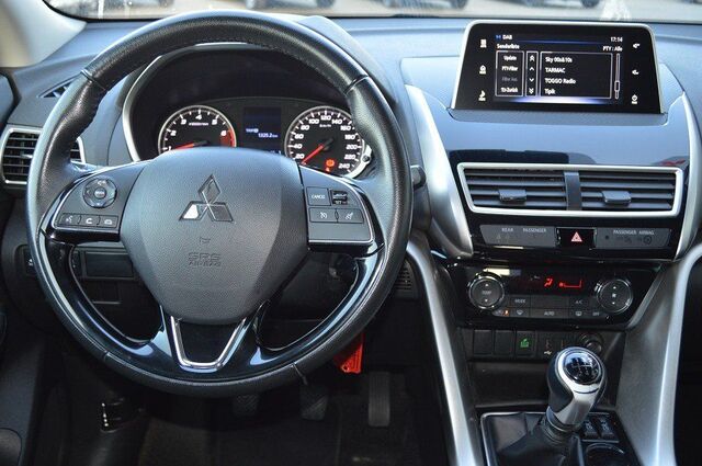 MITSUBISHI Eclipse Cross DIAMANT 1,5 2WD MT Ansicht 14 für Fahrzeugdetailseite