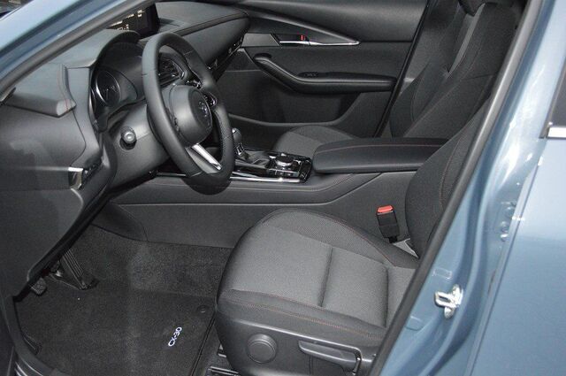 MAZDA CX-30 2.5L e-SKYACTIV G 140ps X-30 HOMURA 2.5L e Ansicht 11 für Fahrzeugdetailseite