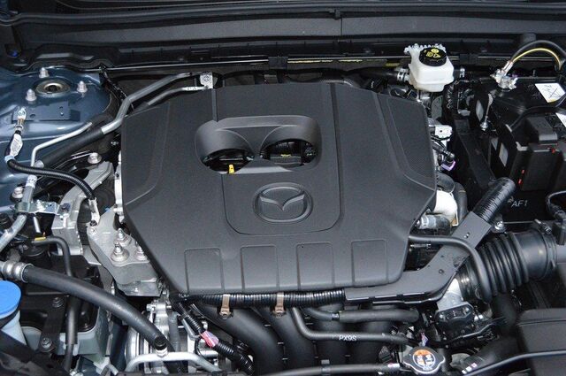 MAZDA CX-30 2.5L e-SKYACTIV G 140ps X-30 HOMURA 2.5L e Ansicht 14 für Fahrzeugdetailseite