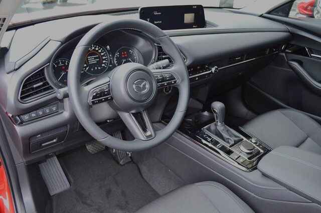 MAZDA CX-30 2.5L e-SKYACTIV G 140ps Ansicht 8 für Fahrzeugdetailseite