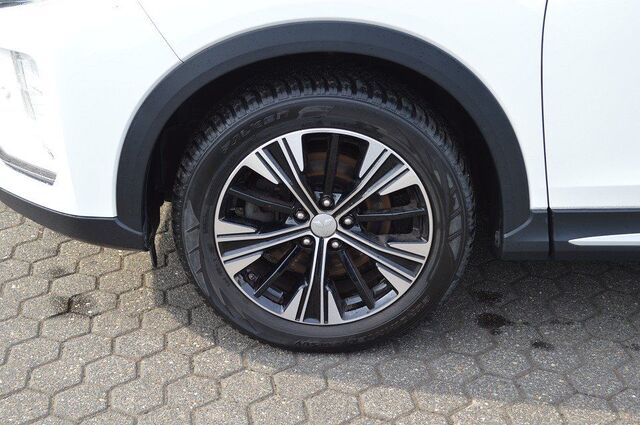 MITSUBISHI Eclipse Cross (GK0W / GL0W)(01.2018->) Eclipse C Ansicht 3 für Fahrzeugdetailseite