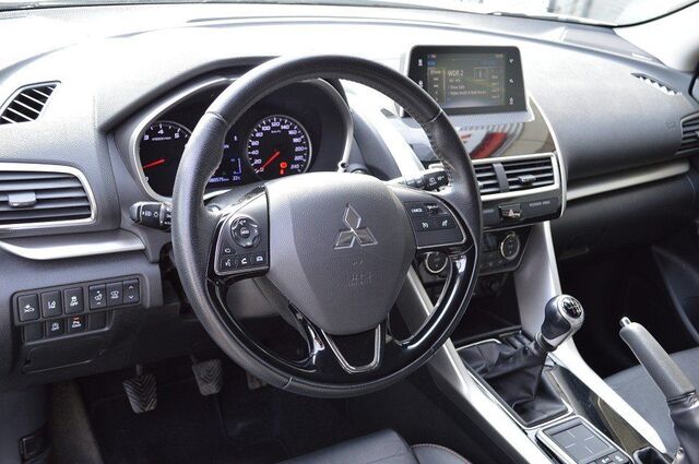 MITSUBISHI Eclipse Cross (GK0W / GL0W)(01.2018->) Eclipse C Ansicht 9 für Fahrzeugdetailseite