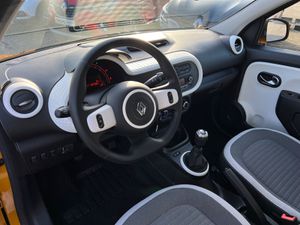 RENAULT Twingo Limited mit BT u. Tempomat