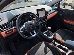 RENAULT Captur II Intens mit Navi u. Rückfahrkamera