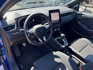 RENAULT Clio V Esprit Alpine mit BOSE, nur 6.400 km!!