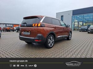 PEUGEOT 5008 Allure Pack 130 7 Sitze