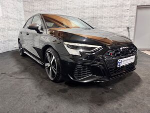 AUDI S3 Lim. 2.0 TFSI quattro/LED/CAM/B&amp;O/AMBIENTE