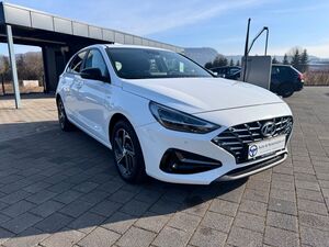 HYUNDAI i30 Intro Edition /CAM/LED/NAVI