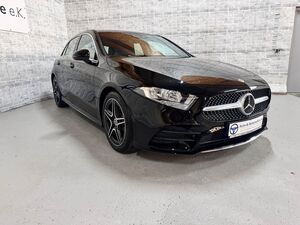 MERCEDES-BENZ A 180 AMG line/CAM/HEADUP/BURMESTER