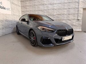 BMW M235i xDrive/PERFORMANCE M/19 Zoll /LED/AMBIENTE