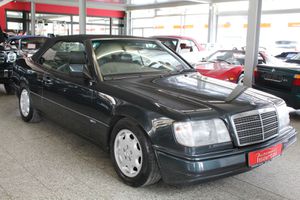 MERCEDES-BENZ 300 CE 24V Cabriolet -5 Gang - Klima - Sportline