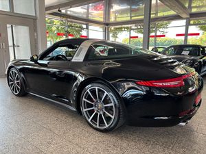 PORSCHE 991 Targa 4s