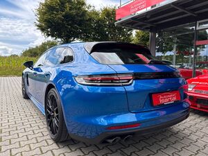 PORSCHE Panamera Sport Turismo Turbo -Approved neu!